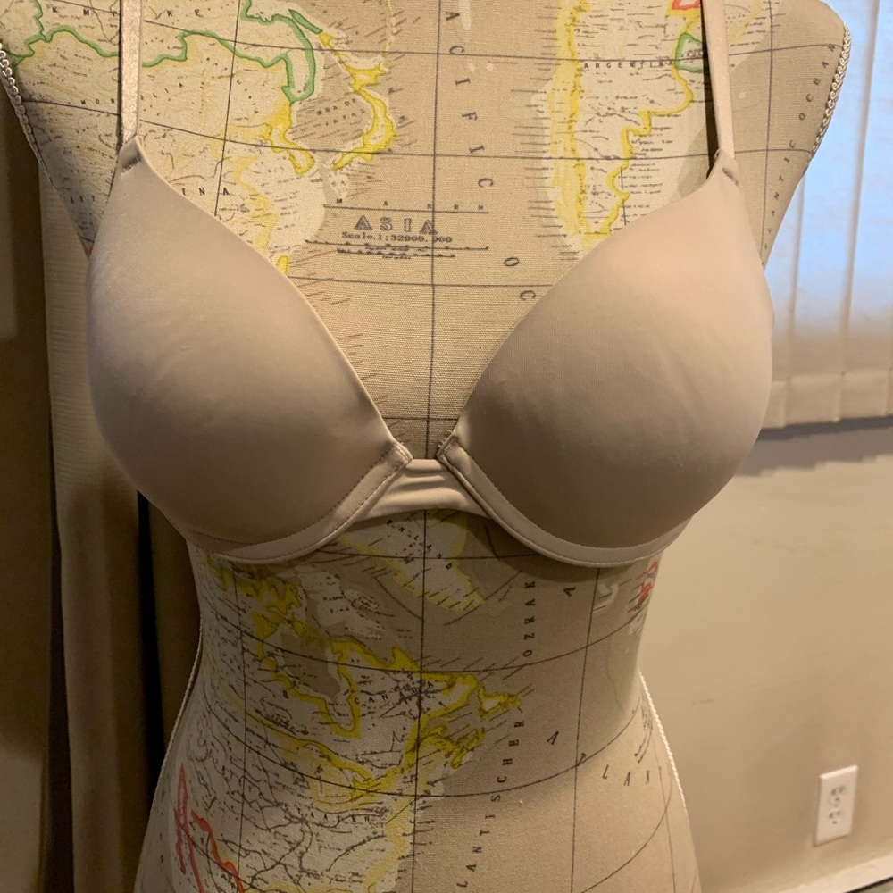 Pink Victoria’s Secret Wear Everywhere Super Push - Picture 6 of 6